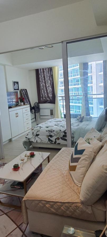 Paranaque City Jn Condotel The Azure Urban Resort Residences المظهر الخارجي الصورة